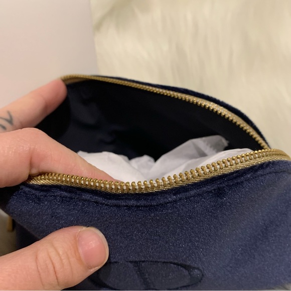 NIB Dior Velvet Pouch + New Pink Lip Glow Color Reviver Balm - Picture 6 of 11